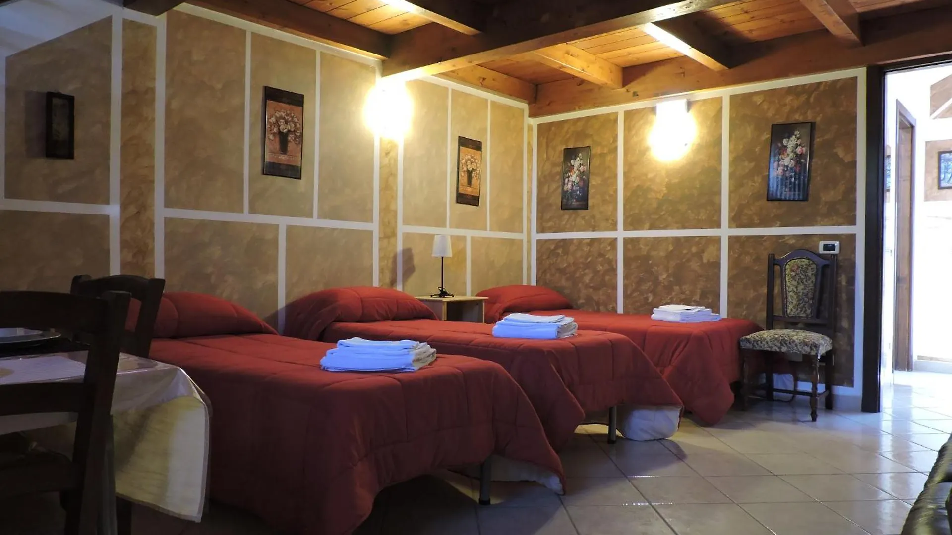 La Corte Di Adelina B&B Ravarino 0*,